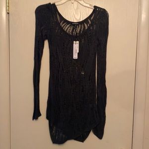 Hollow out long sleeve top